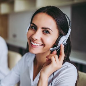 Geo-Plus destek çalışanı